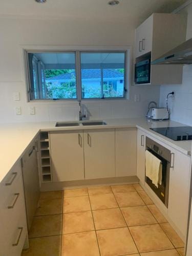 double room Hotel in Auckland