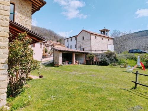 Alba dei due Soli, Appartamenti Hotel in Umbria