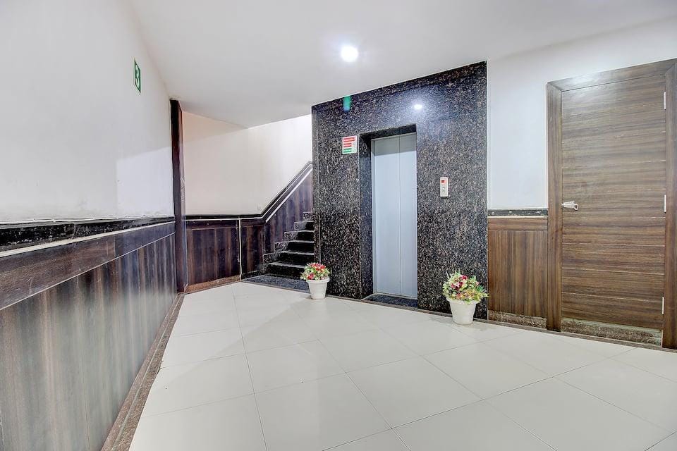 Fabhotel Ps Grand Hotel in Lucknow