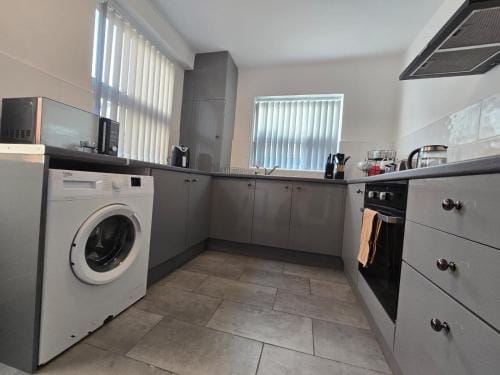 Room 3 Shared house in Kensington Hotel in Liverpool