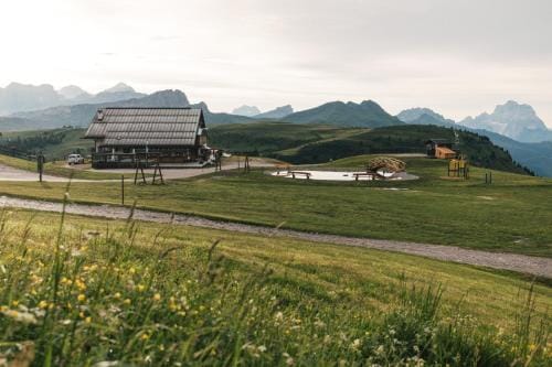 Rifugio Bec de Roces Lodge in Trentino-South Tyrol