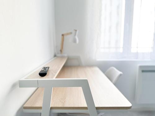 COLIVING - WIFI - TV - Proche TRAM - L'ESCALE PARTAGEE Hotel in Brest
