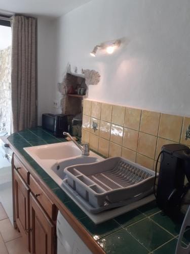 La tonnelle Hotel in Buis-les-Baronnies