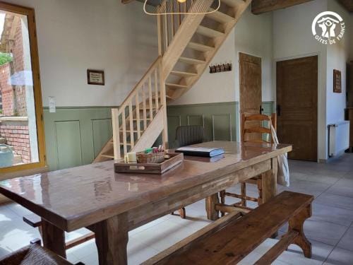 Chambre d'hotes au coeur de la Ferme de la Porte en Aix pour 2 Hotel in Hauts-de-France