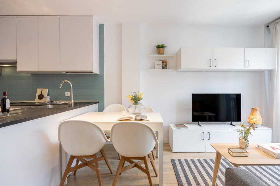 Edmond Vibes Airport - Ifema Hub Apartment hotel in Madrid