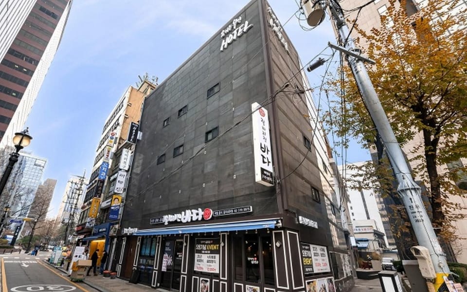 Euljiro 1-ga Station This is an unmanned hotel Motel in Seoul