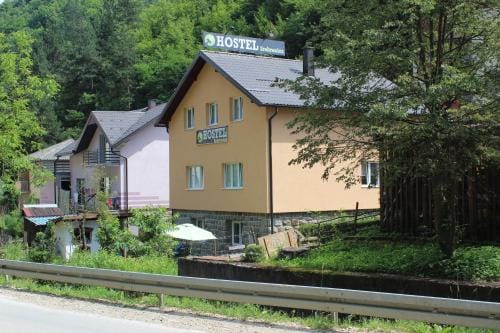 Hostel Srebrenica Hostel in Zlatibor District, Serbia