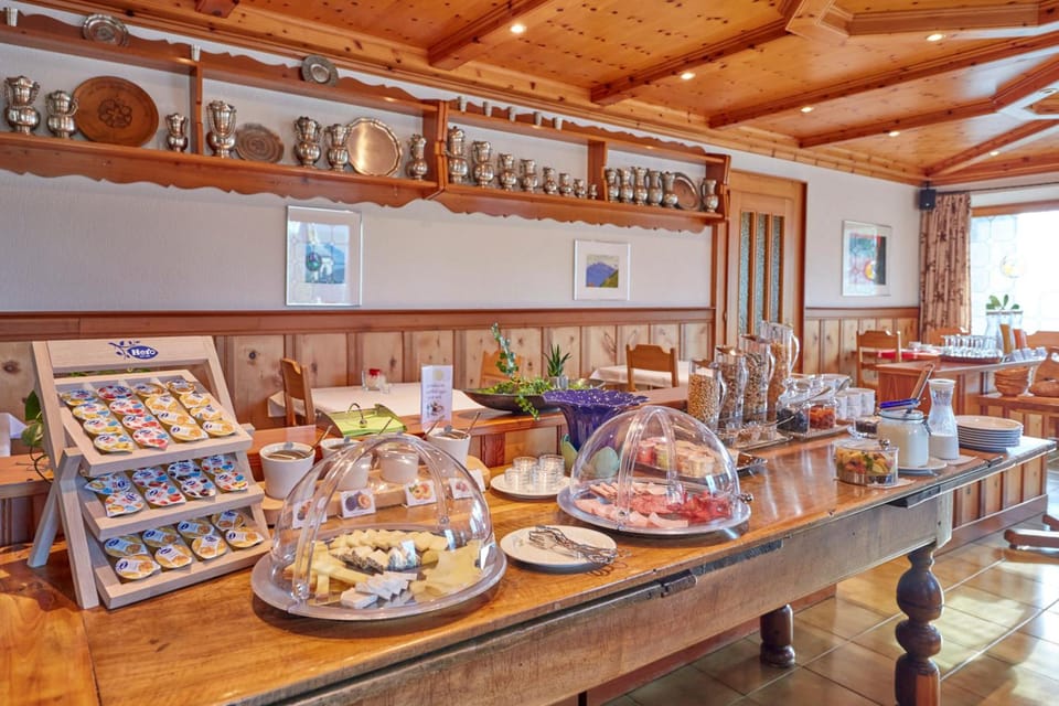 Hotel Alpenblick Hotel in Canton of Valais