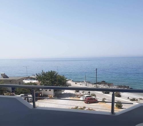 Tarra Rooms and Apartments Hotel in Crete