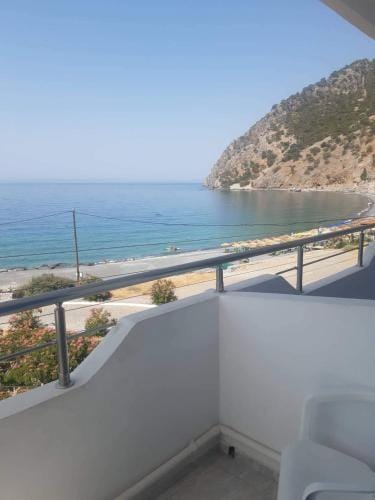 Tarra Rooms and Apartments Hotel in Crete