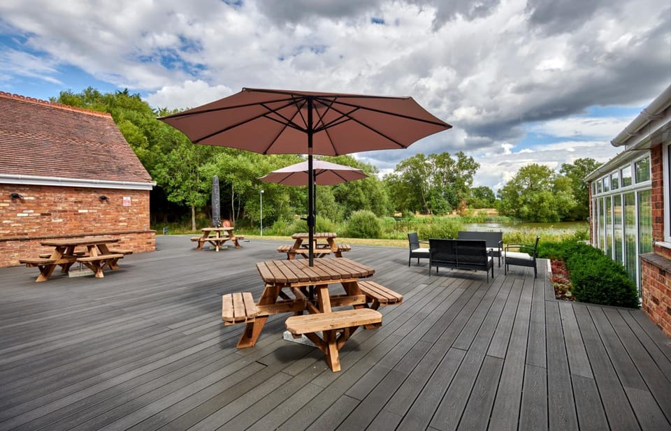 Lakehurst Park Hotel in Aylesbury Vale