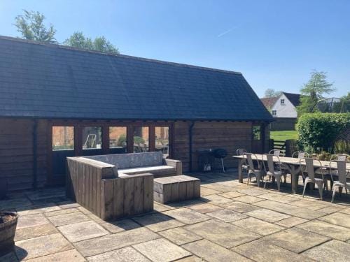 Bank Farm Apartments Hotel in Wycombe District