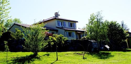 Les Logis de Lea Hotel in Auvergne-Rhône-Alpes
