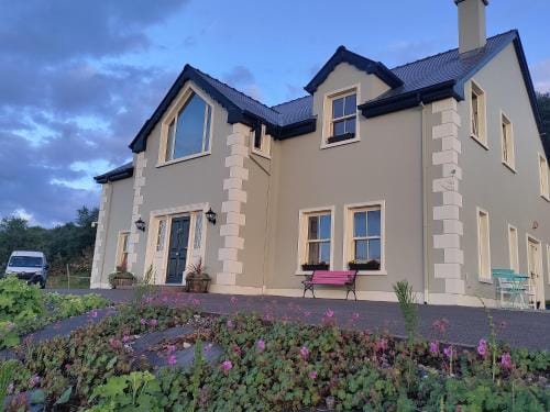 Hillside Haven F94EW71 Hotel in County Donegal