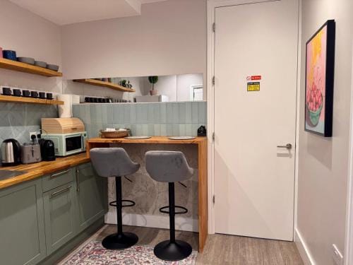 40th Avenue Guest House Hotel in Edgware