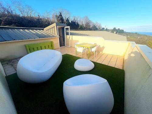 Le 4 saisons - Terrasse avec vue mer panoramique Hotel in Brittany