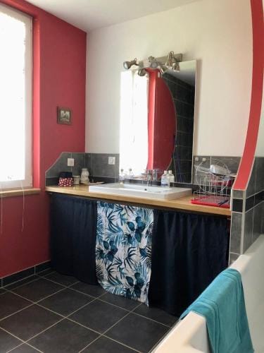 1 ou 2 chambres doubles avec piscine Hotel in Provence-Alpes-Côte d'Azur