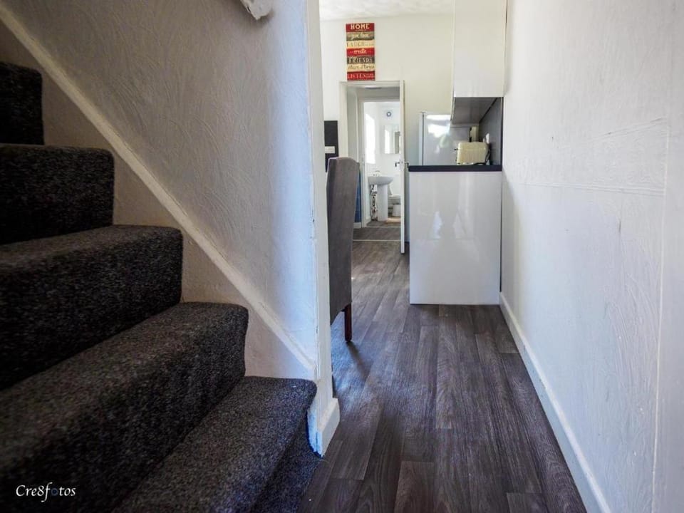 12 Cornwallis Lodge Family Room 2 Hotel in Stoke-on-Trent