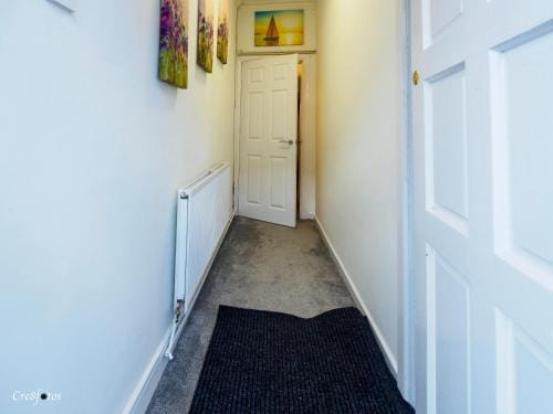 Newlands Lodge Double Room 1 Hotel in Stoke-on-Trent