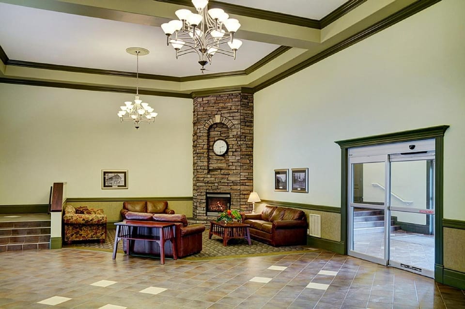 Nova Inn Edson Inn in Edson