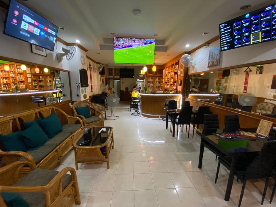 Bar/lounge