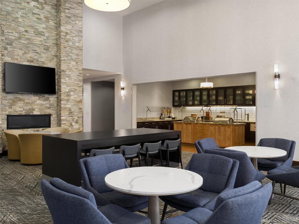 Homewood Suites by Hilton Akron Fairlawn Hotel in Fairlawn