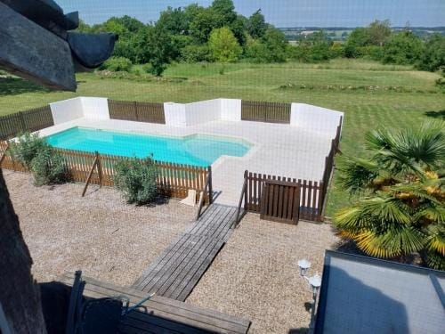 Le Domaine de Bella Hotel in Centre-Val de Loire