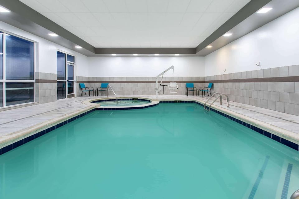 Hawthorn Extended Stay by Wyndham Loveland Hotel in Loveland