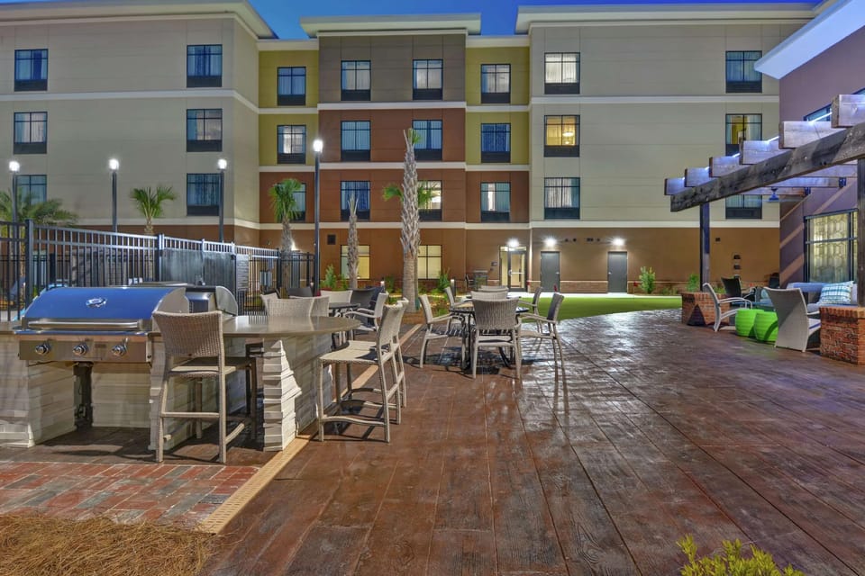 Homewood Suites by Hilton Savannah Airport Hotel in Pooler