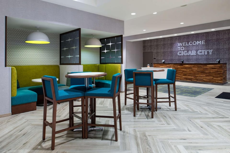 Home2 Suites by Hilton Tampa Downtown Channel District Hotel in Tampa