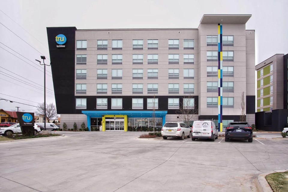 Tru by Hilton Oklahoma City NW Expressway Hotel in Oklahoma City