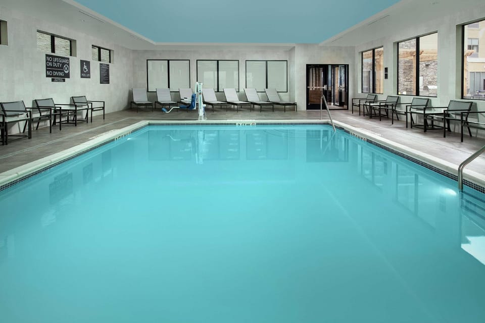Tru by Hilton Denver Airport Tower Road Hotel in Commerce City