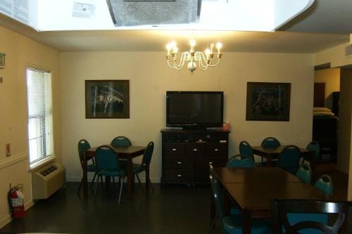 Glenwood Country Club Lodge in Glenwood