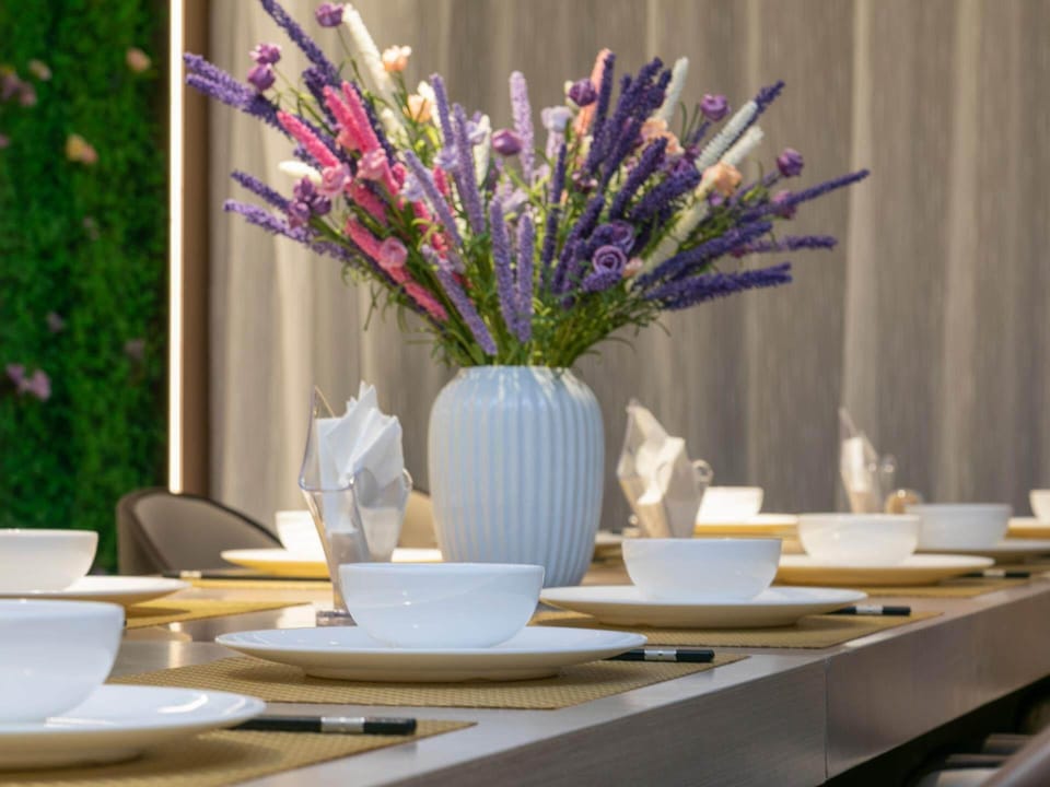 Lavande Hotel Ezhou Yanglan High-speed Railway Station Hotel in Wuhan