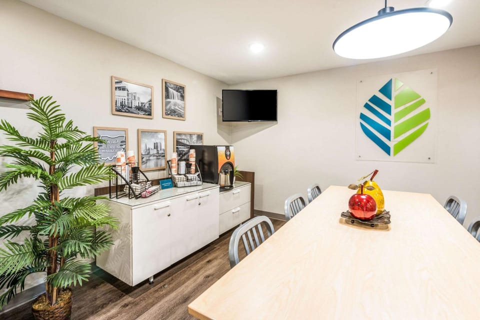 WoodSpring Suites Columbus West - Hilliard Hotel in Ohio