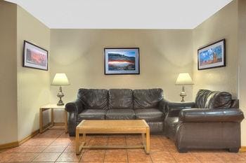 Super 8 by Wyndham Moab Hotel in Moab