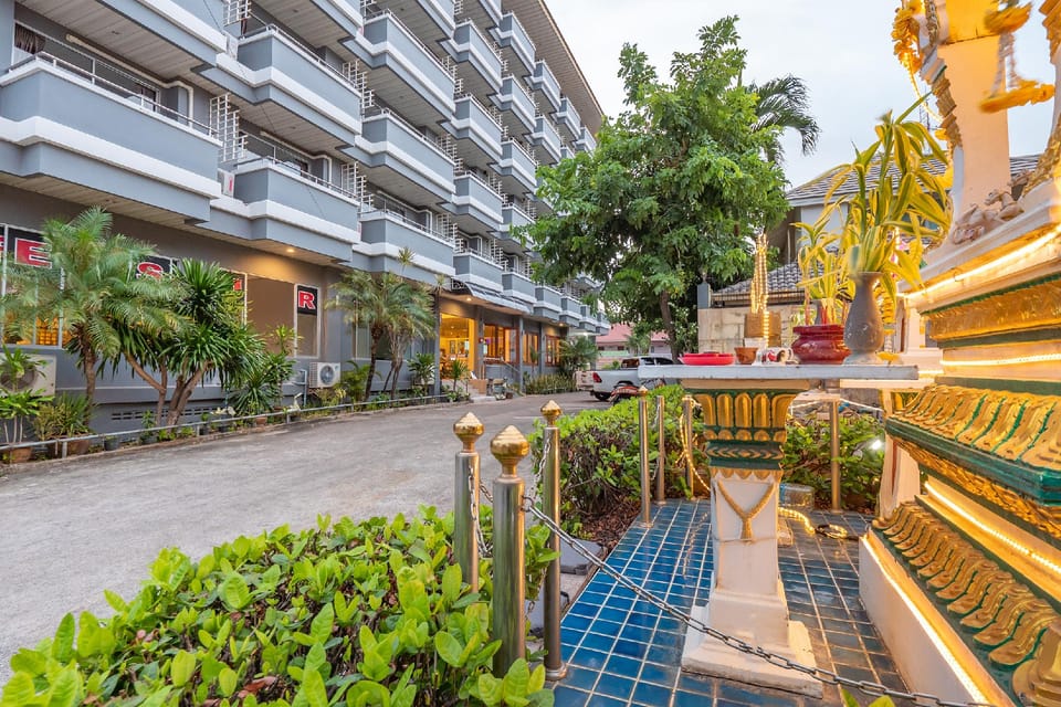 Walking Street Tycoon Hotel Hotel in Pattaya City
