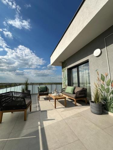 Bridge Penthouse Hotel in Timisoara