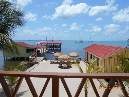 Alan's Paradise Hotel Hotel in Placencia