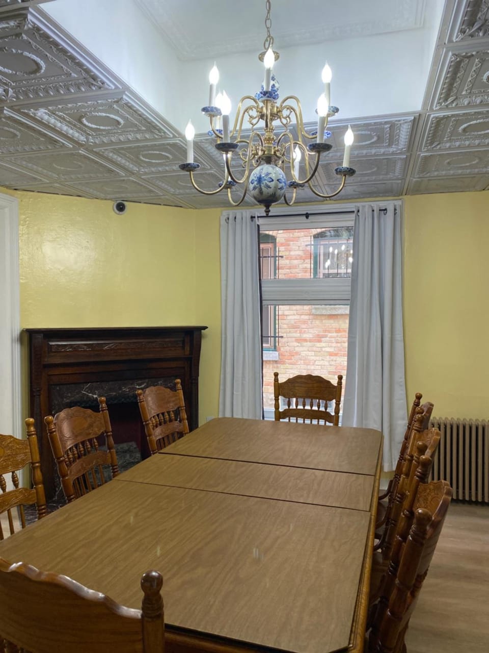 Buffalo Guesthouse Hotel in Buffalo