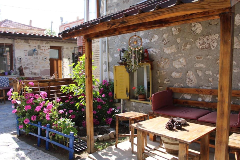 Denizkızı Sevilay Pansiyon Hotel in İzmir Province