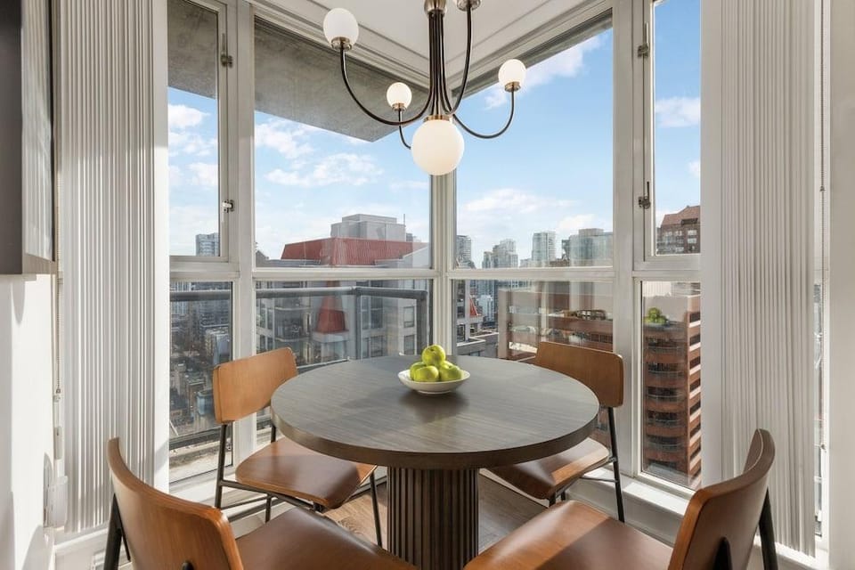 WorldMark Vancouver - The Canadian Hotel in Vancouver