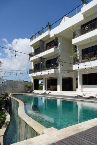 Ruby 3 bedroom apartment near finns Hotel in North Kuta