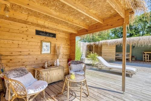 Sous les etoiles - Nuit insolite - Romantique & Spa Lodge in Auvergne-Rhône-Alpes