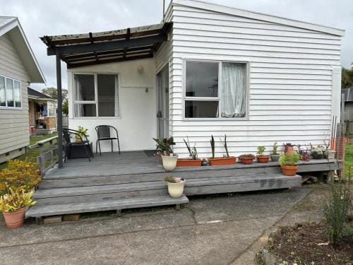 Tranquil Haven Retreat Hotel in Hamilton