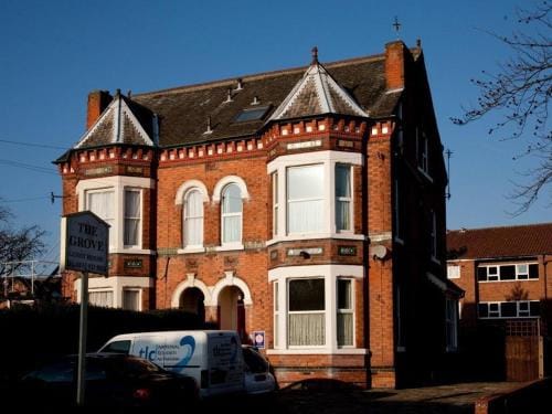 Grove Guest House Hotel in Nottingham