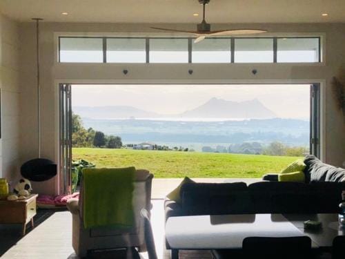 Moko Hiwi Escape Ruakaka - Tui Suite Hotel in Auckland Region