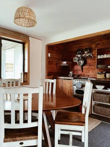 Wake up and Thrive Hotel in Raglan
