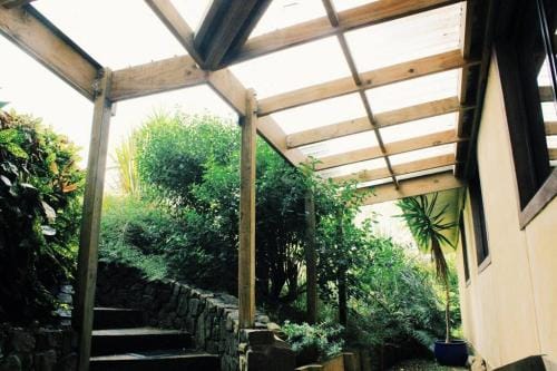 Wake up and Thrive Hotel in Raglan