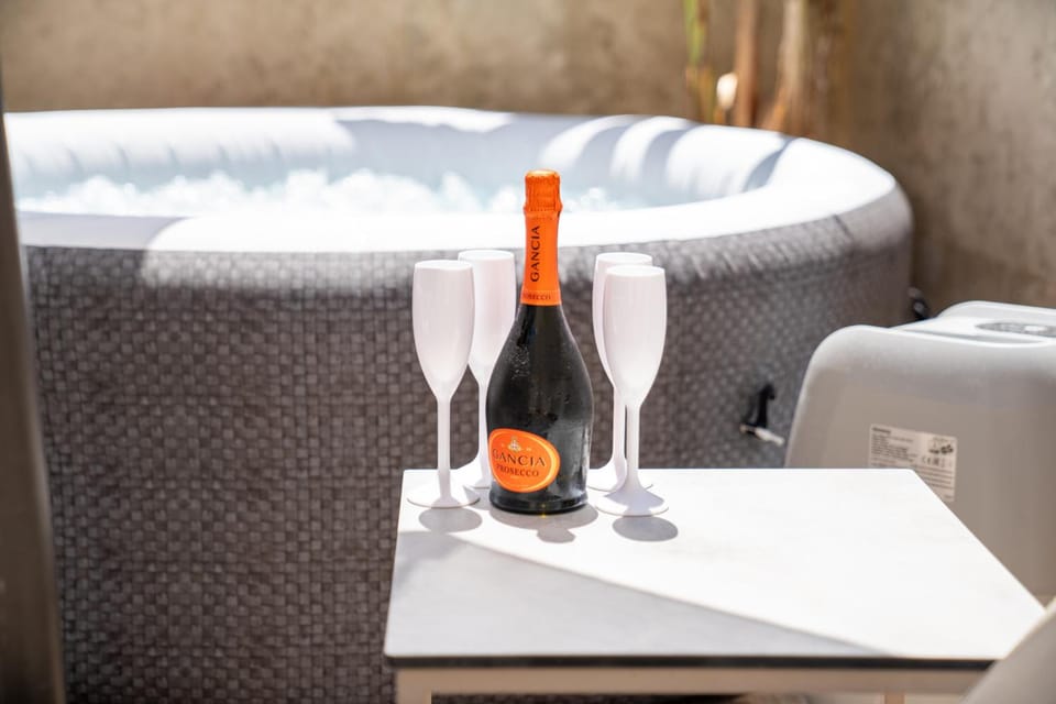 Vellum Luxury Living Hotel in Halkidiki